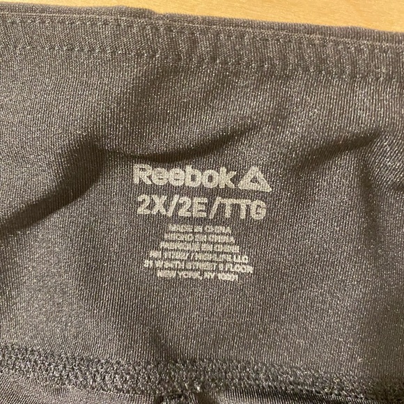 Reebok Black Workout Capris 2X (NH) - Picture 5 of 8
